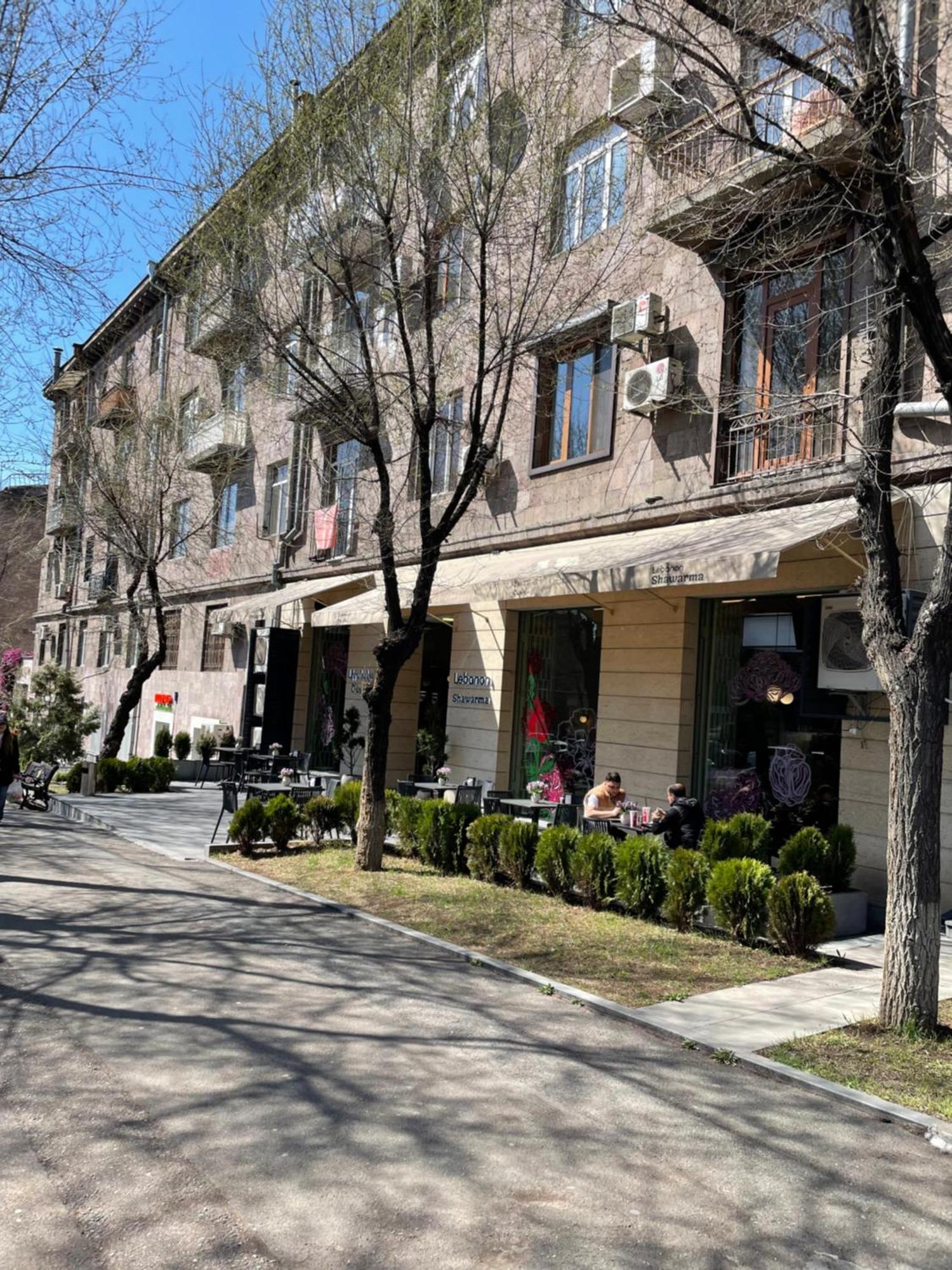Komitas Apartement Jerevan Exteriér fotografie